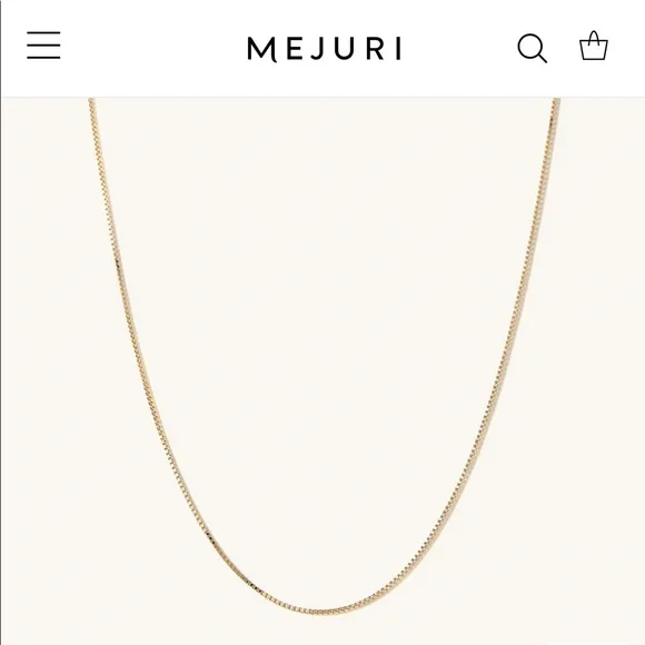 SOLD - (Brand new) Mejuri baby box chain necklace - 14k yellow gold - Picture 6 of 9